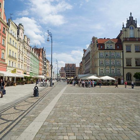 As Home Apartamenty Rynek 50 R503 Amazing View Wroclaw Exterior photo